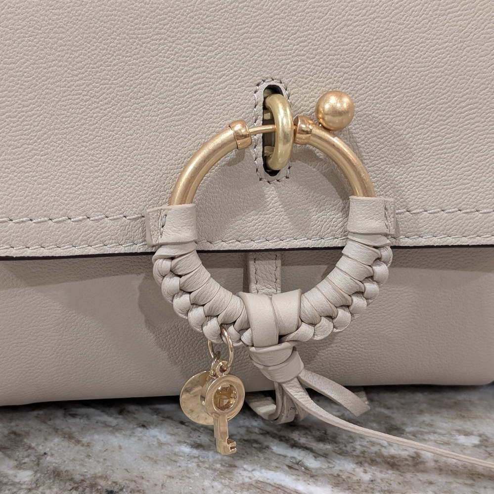 See By Chloe Cream Leather Bag - Picture 8 of 13